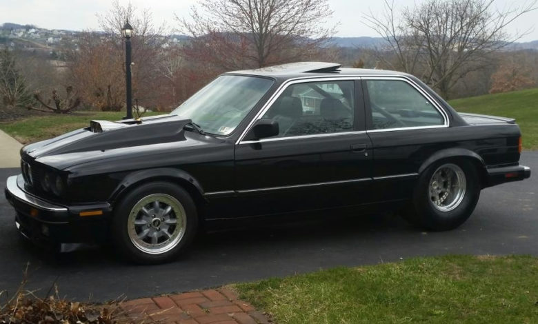 E30 BMW 3 Serisi’ne V8 Motor